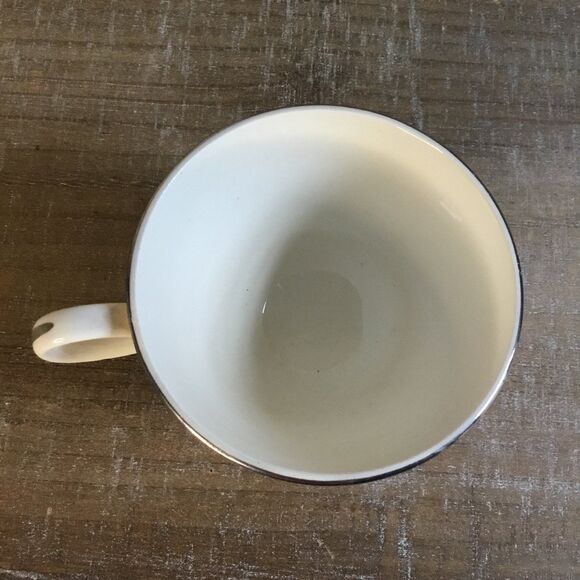 Vintage tea cup and saucer set pink cream beige orange delicate floral design - Picture 5 of 8